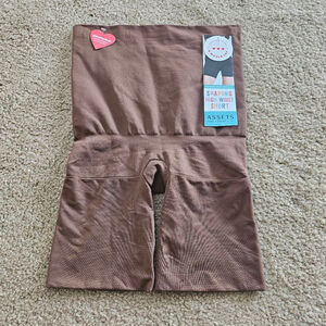 ASSETS Brown Shaping High Waist Shorts Large